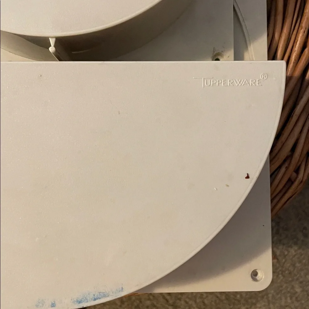 Vintage Tupperware Top Holder Wall Hanger